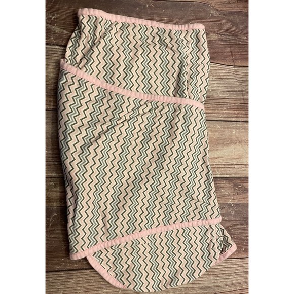 Miracle Baby Baby Girl Pink & Gray Grey Stripe Swaddle Blanket, Newborn - Picture 3 of 5